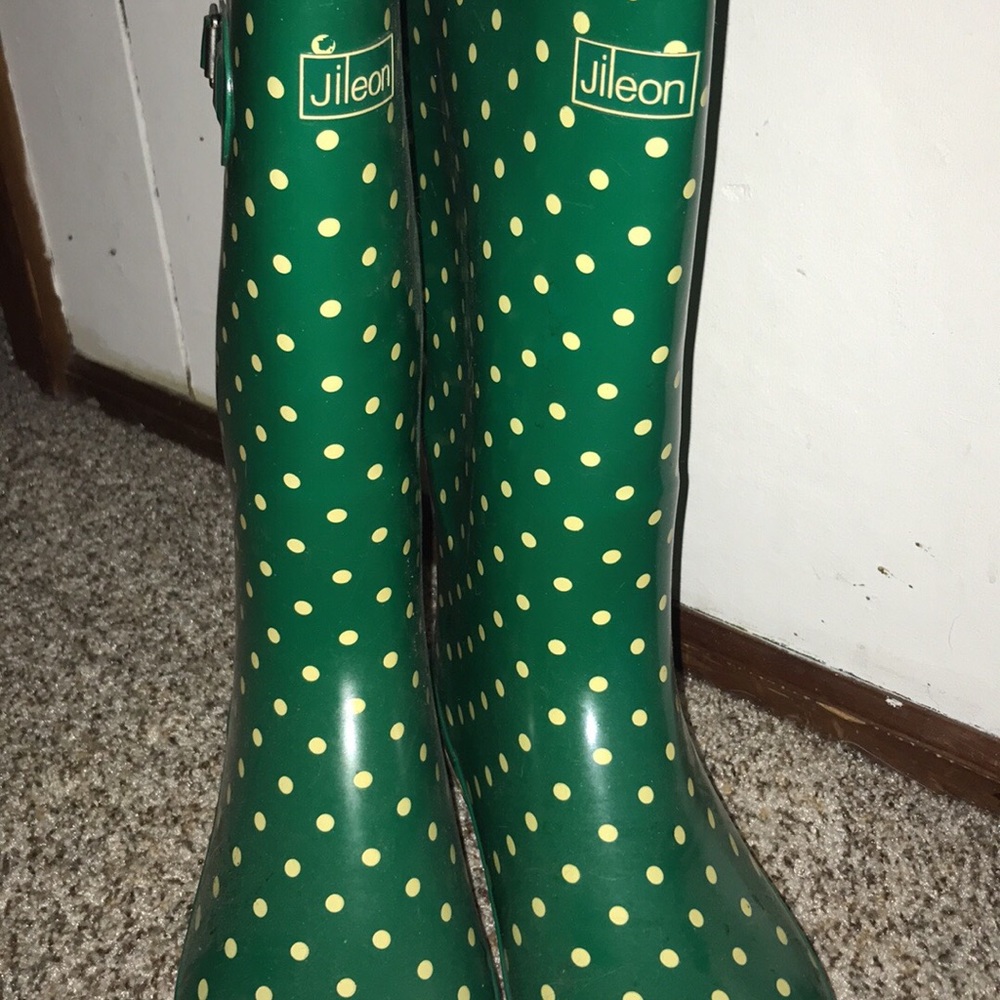 Jileon rain boots size 11